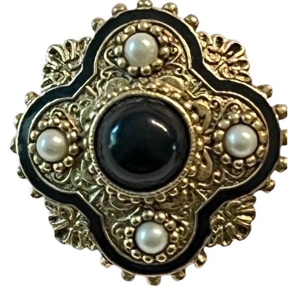 VINTAGE FILIGREE SEED PEARL ONYX BLACK ENAMELED EARRINGS INTRICATE BACK … - Picture 4 of 4